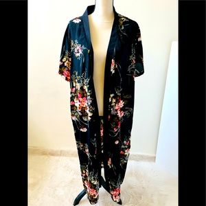 Black Floral Kimono Cover Up Large